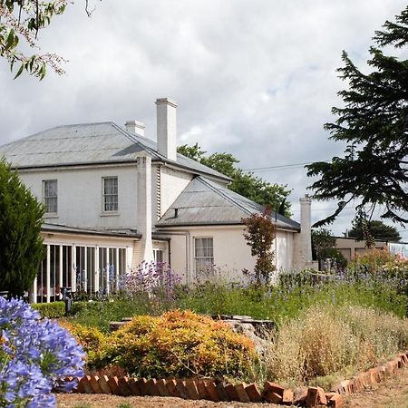 Fitzpatricks Inn Westbury Exterior photo
