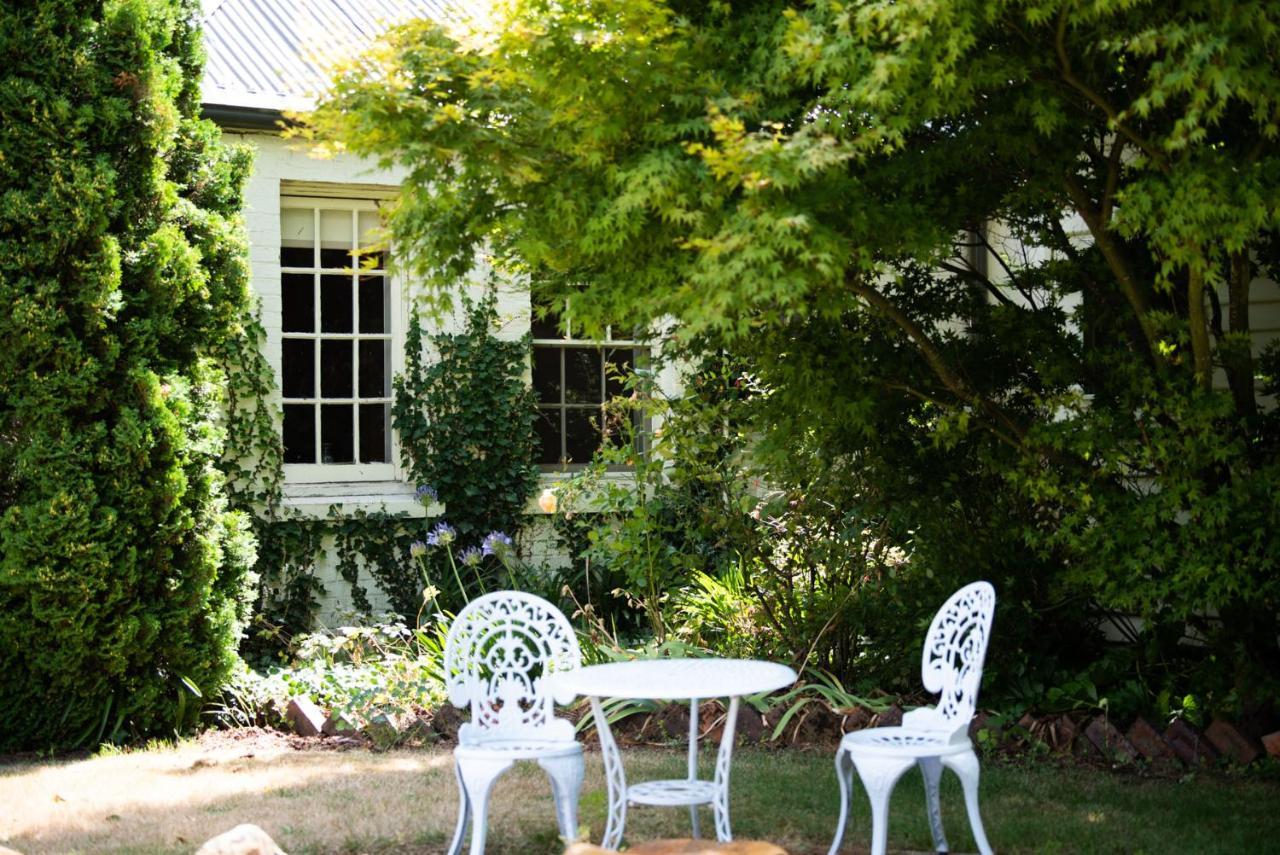 Fitzpatricks Inn Westbury Exterior photo